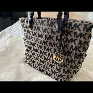 Grey and Black Micheal Kors Tote